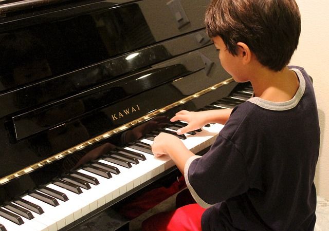 Vos cours de piano à Marseille