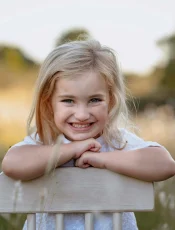 Quelle médaille de baptême convient le mieux pour une petite fille ?