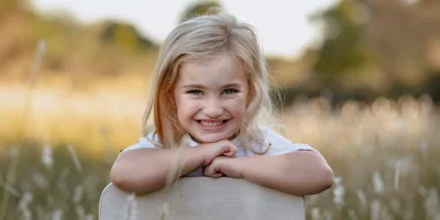 Quelle médaille de baptême convient le mieux pour une petite fille ?