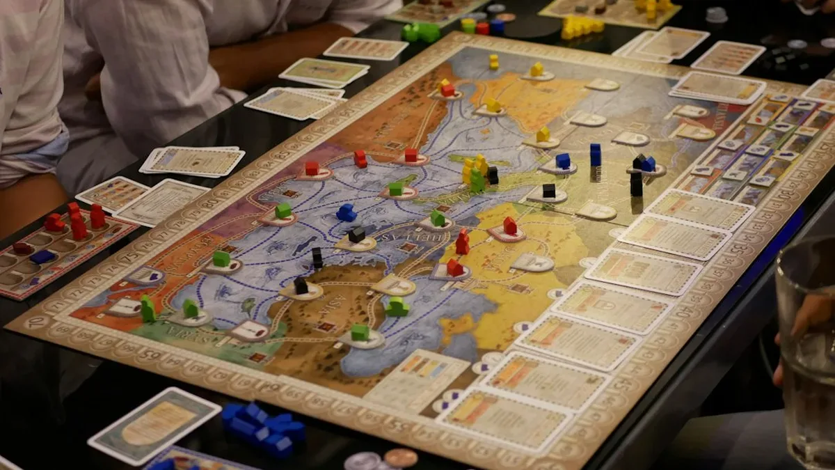 jeux de societe seul — Jeux de société seul : trois familles de jeux à essayer